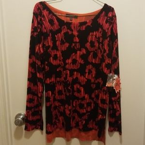 Floral print light sweater type top